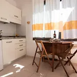 Lägenhetshotell Monolocale Free Due Passi Dal Mare 3*